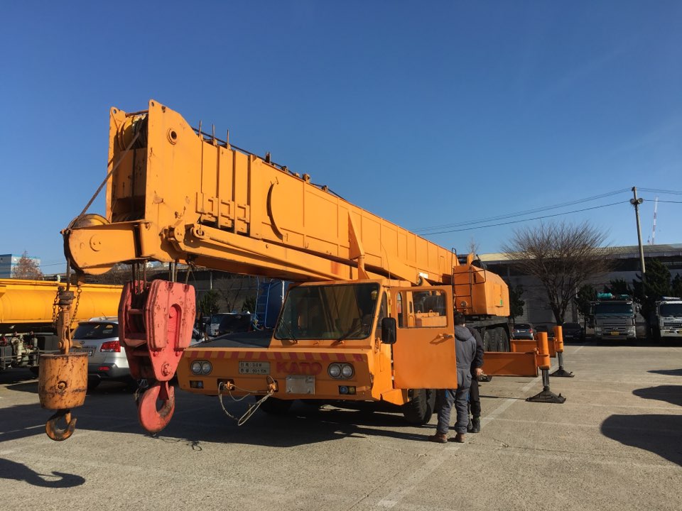 XE CẨU 80 TẤN 2 CABIN KATO NK800 HÀN QUỐC